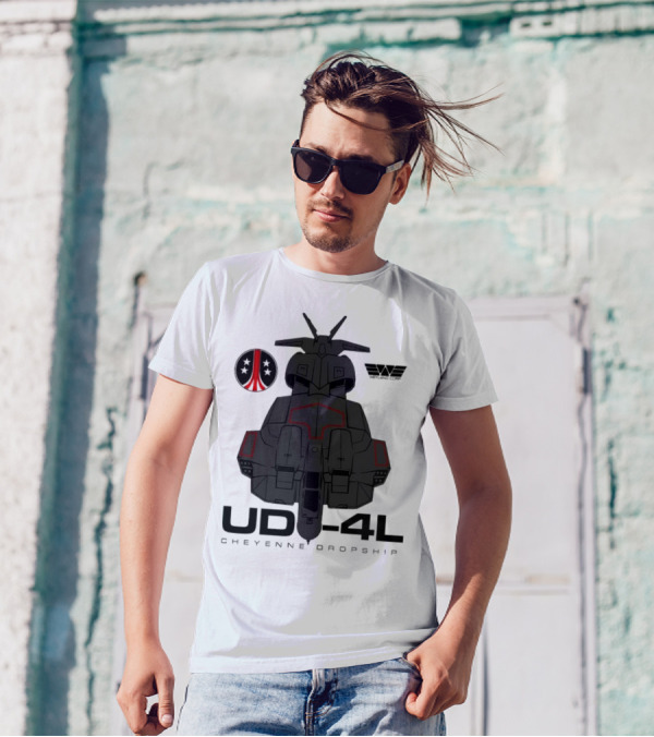 Alien UD-4L Cheyenne Dropship Weyland Yutani Corporation Badge T-Shirt