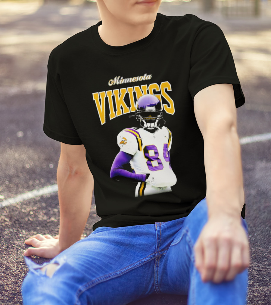 Minnesota Vikings Randy Moss Number 84 Retired Player Sideline Legend T-Shirt
