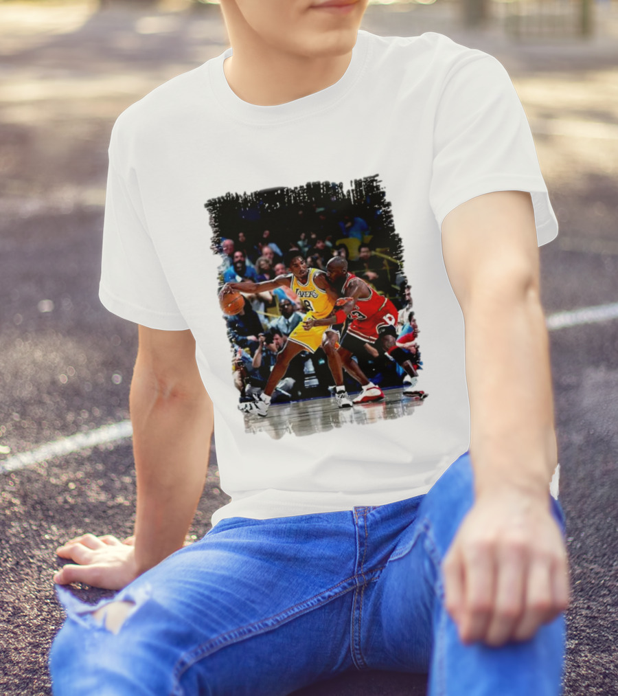 Kobe Bryant Vs Michael Jordan Lakers Bulls Basketball Legends T-Shirt