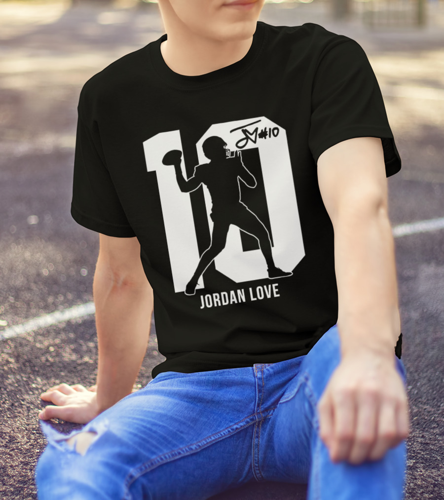 Jordan Love Green Bay Packers Number 10 Silhouette Signature T-Shirt