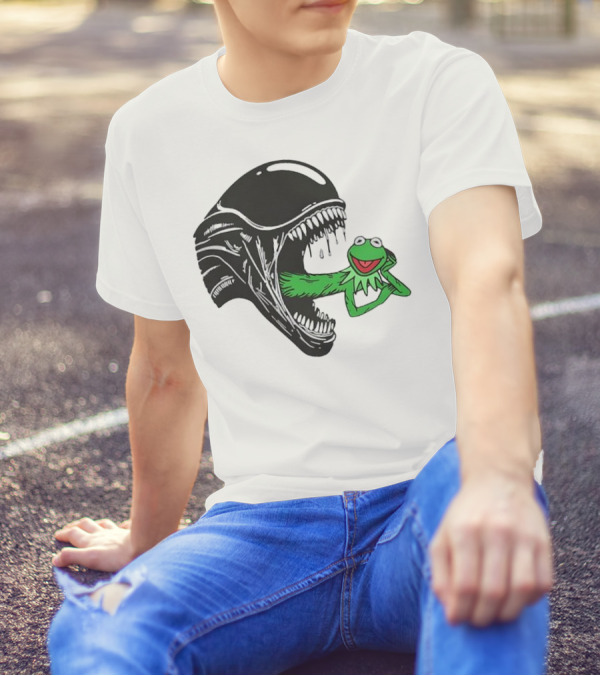 Alien Kermit Xenomorph Mashup Funny T-Shirt