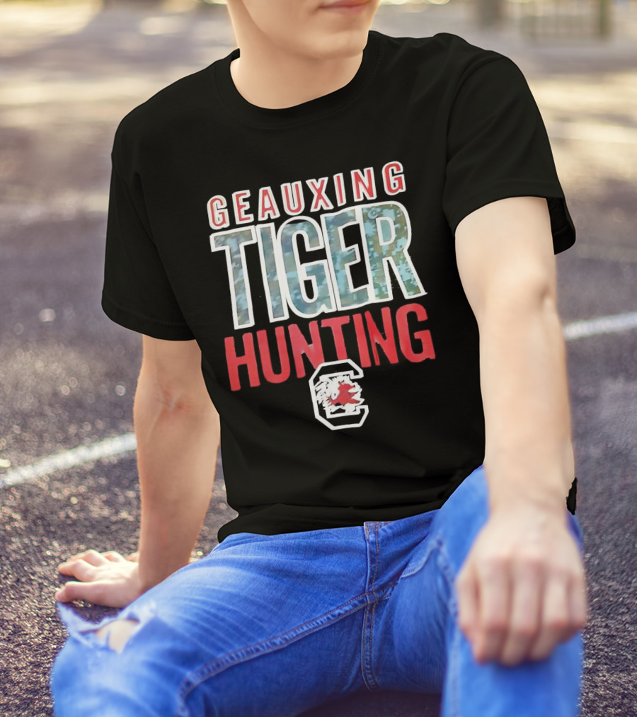 Geauxing Tiger Hunting South Carolina Gamecocks C T-Shirt
