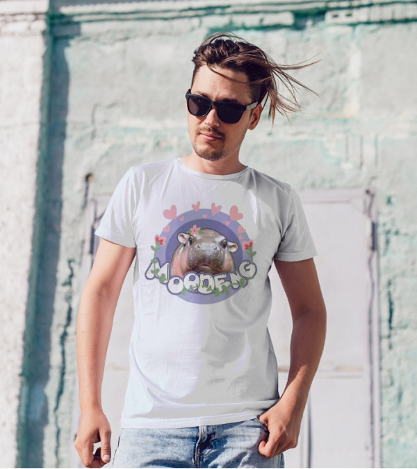 Moo Deng Cute Pig Heart Flower T-Shirt