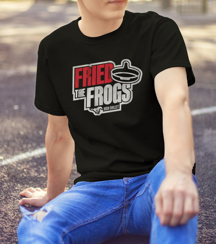 FRIED THE FROGS IRON SKILLET SMU Football T-Shirt