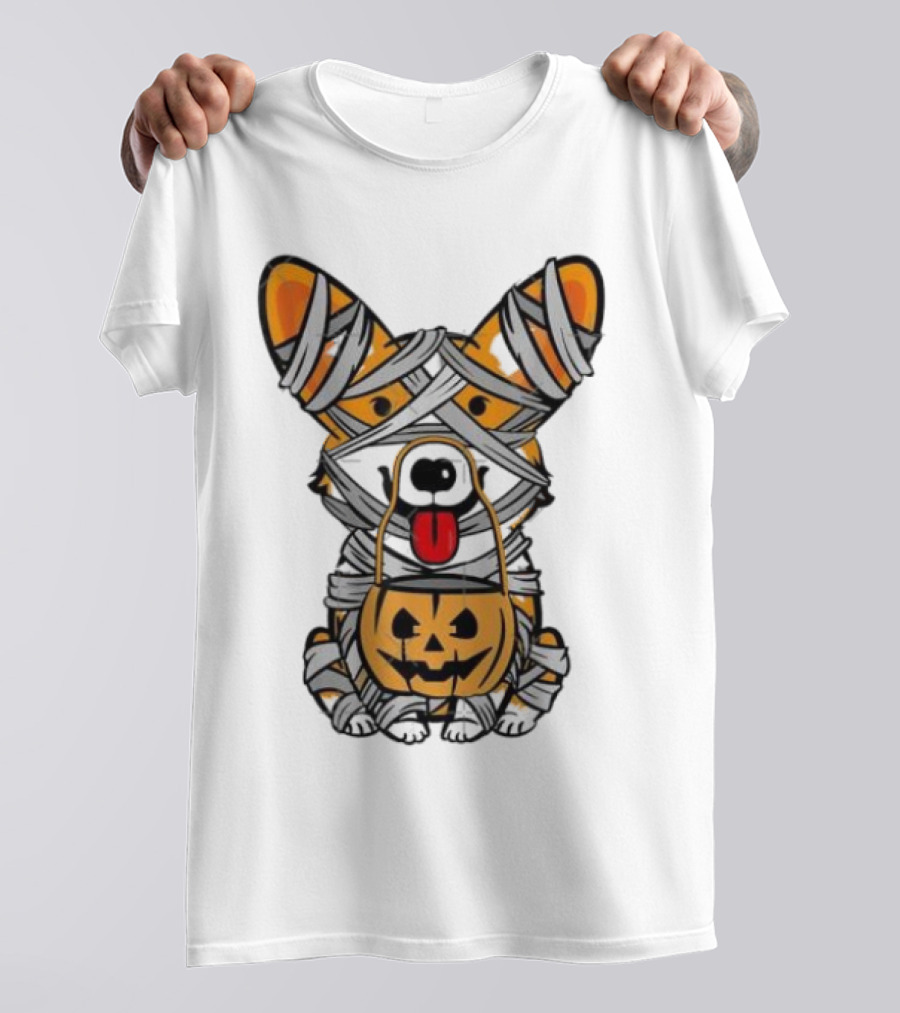 Mummy Corgi With Pumpkin Halloween Treat Bag T-Shirt