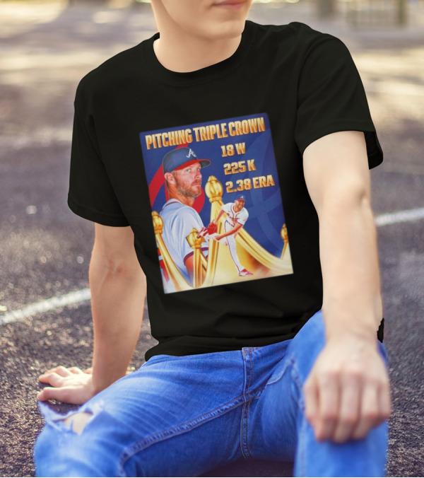 Pitching Triple Crown 18 Wins 225 Strikeouts 2.38 ERA Atlanta Braves T-Shirt