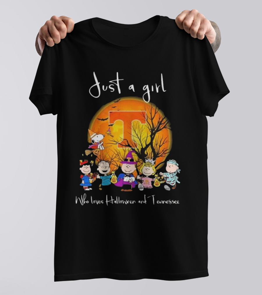 Just A Girl Who Loves Halloween And Tennessee Volunteers Peanuts Movie T-Shirt