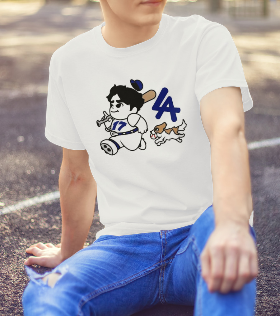 Chunkytani 10oz Fleece LA Baseball Dog And Player With Bat 17 T-Shirt