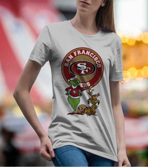 San Francisco 49ers Grinch And Max Merry Christmas T-Shirt