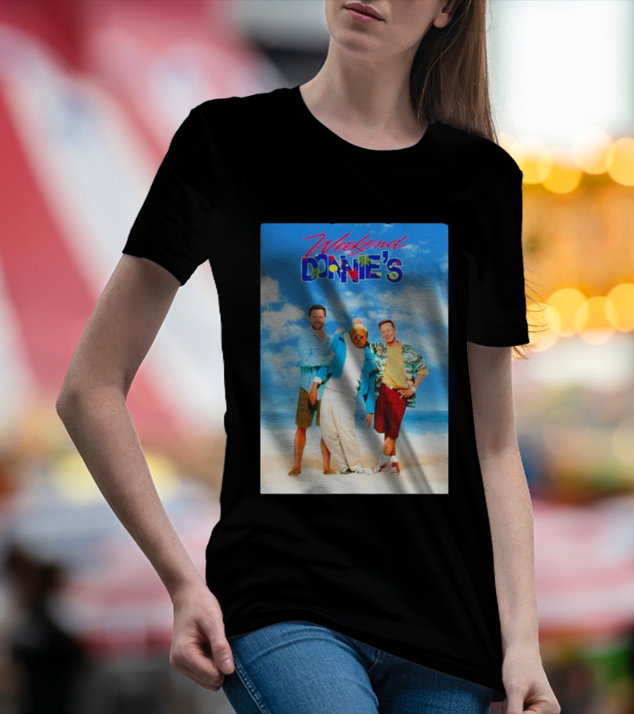 Weekend At Donnie’s Vance Trump And Musk Beach Scene T-Shirt