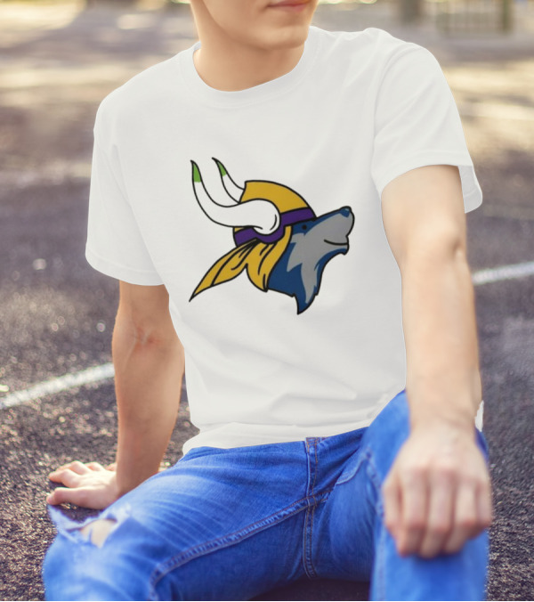 Minnesota Timbervikes Wolf And Viking Helmet Mashup T-Shirt