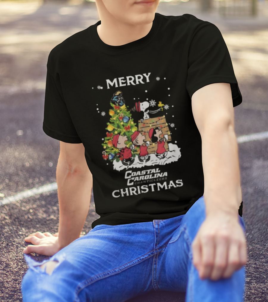 Coastal Carolina Chanticleers Snoopy And Friends Merry Christmas T-Shirt