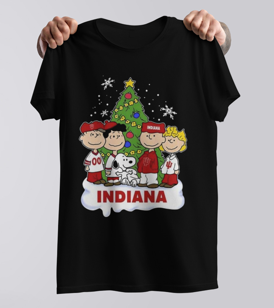 Indiana Hoosiers Snoopy And Friends Christmas Tree Snowflakes T-Shirt