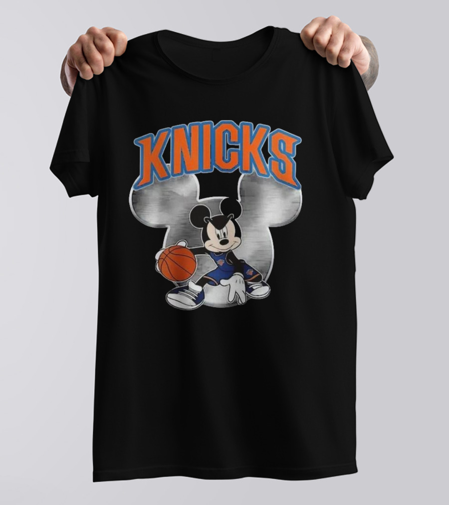 Knicks Mickey Mouse Basketball Christmas T-Shirt