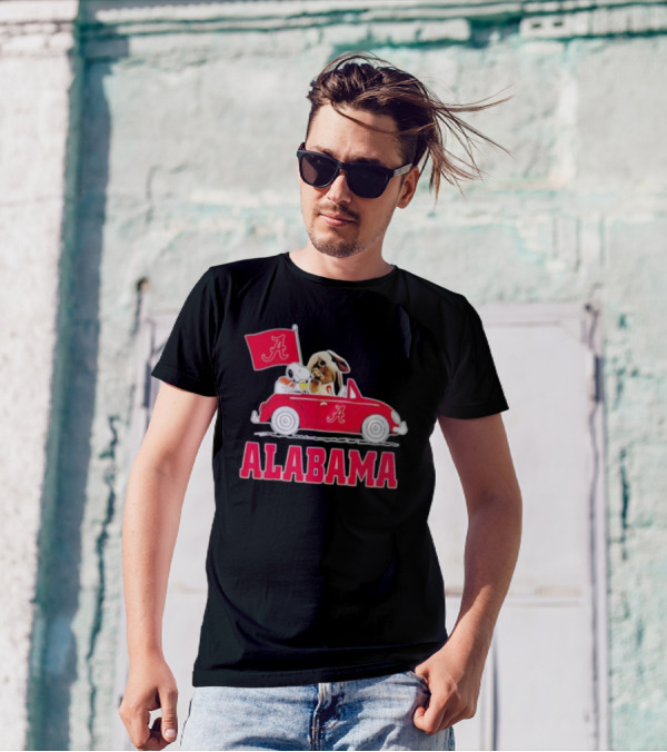 Snoopy And Big Al Driving Red Car With Alabama Flag Crimson Tide T-Shirt