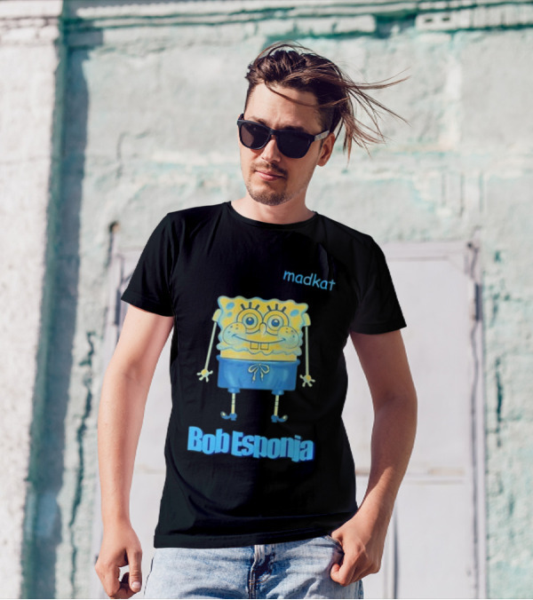 Madkat X Bob Esponja Collaboration Featuring Iconic Sponge Character T-Shirt