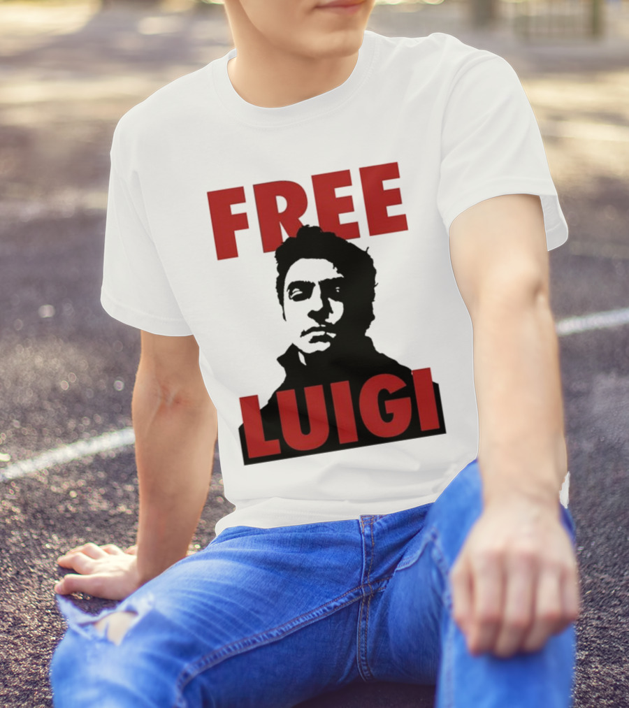 Free Luigi Mangione Bold Statement Iconic T-Shirt