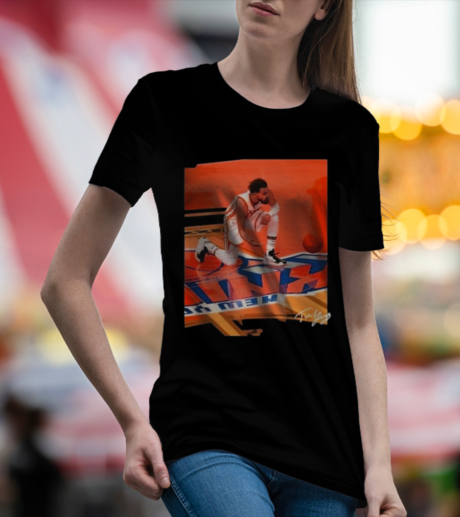 Atlanta Hawks Trae Young Kneeling Basketball New York Signature T-Shirt