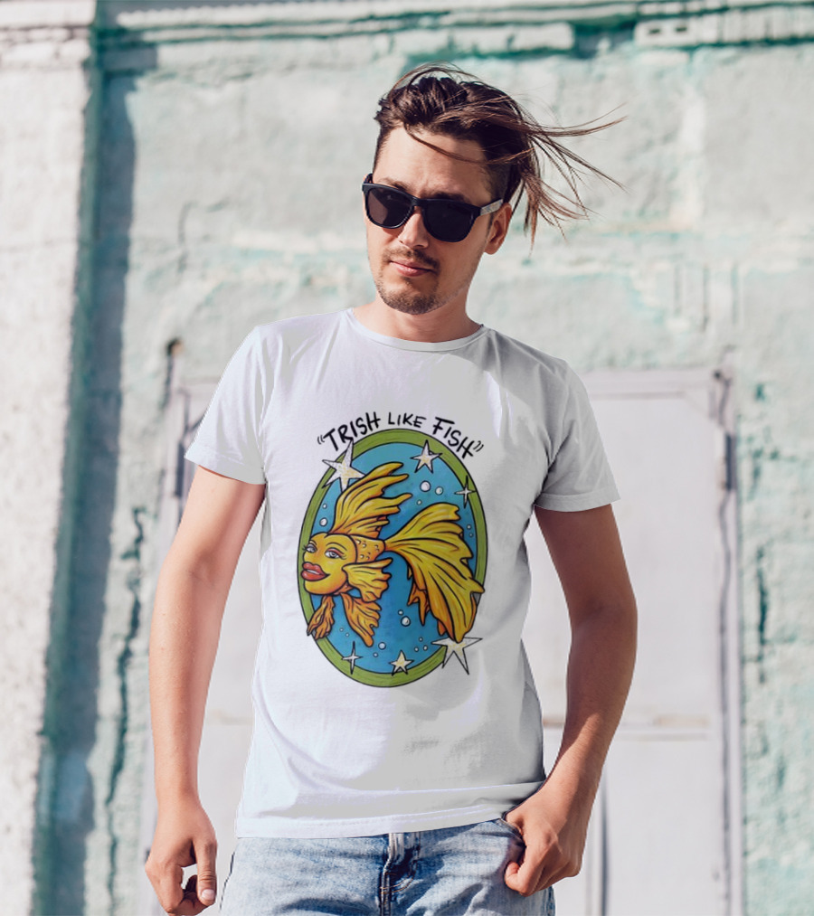 Trish Like Fish Goldfish With Stars And Bubbles T-Shirt