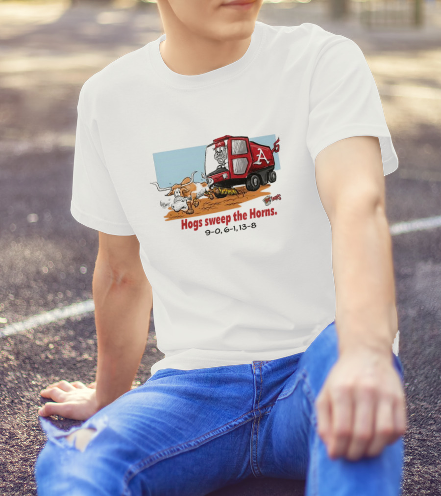 Hogs Sweep The Horns Texas Longhorns Vs. Arkansas Razorbacks T-Shirt