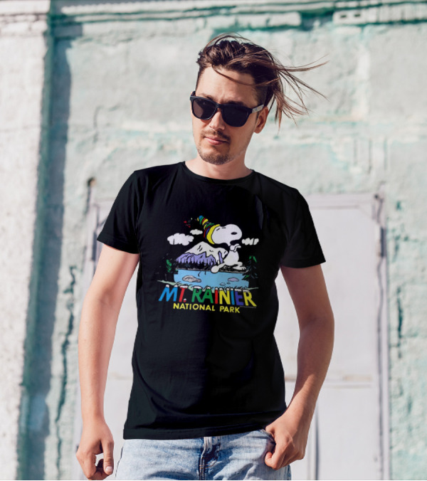 Peanuts Snoopy Mt. Rainier National Park Colorful Adventure T-Shirt