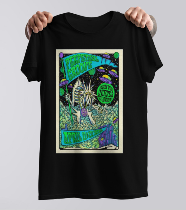 Perpetual Groove April 11-12 2025 Denver Colorado Artwork Aliens Mountains Fantasy Scene T-Shirt
