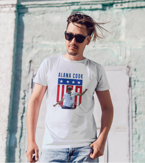 Alana Cook US Soccer Star #12 USA Shield And Signature T-Shirt