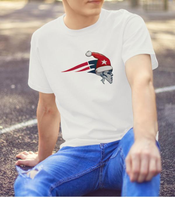 New England Patriots Christmas Santa Hat T-Shirt