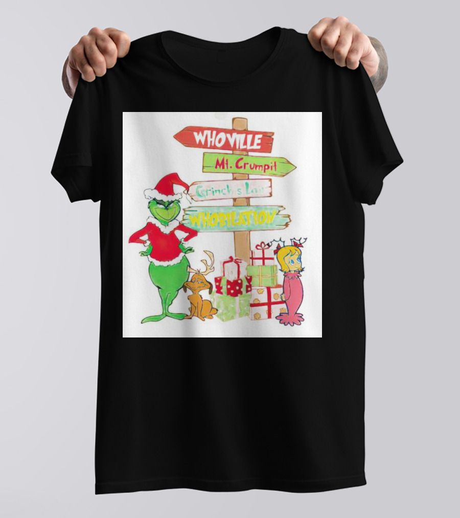 Whoville Mt. Crumpit Grinch’s Lair Whobilation Christmas Scene With Grinch And Max T-Shirt