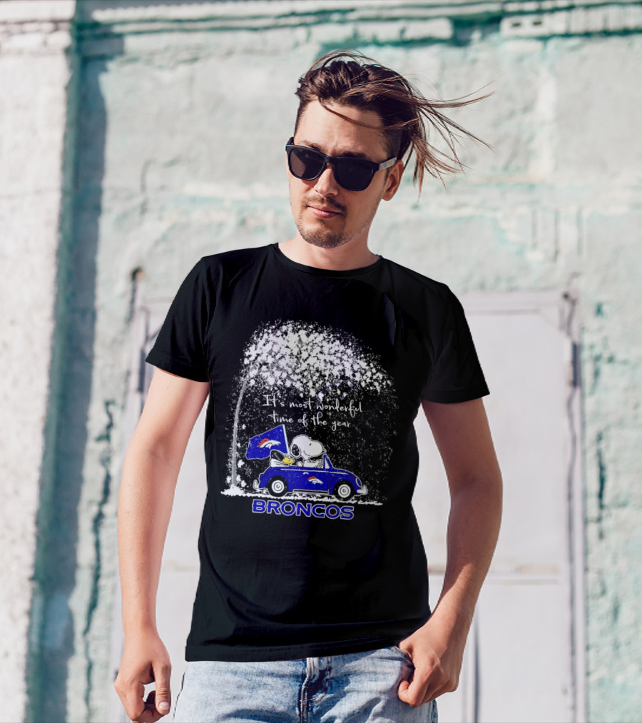 Snoopy And Woodstock Broncos It’s Most Wonderful Time Of The Year Winter Scene T-Shirt
