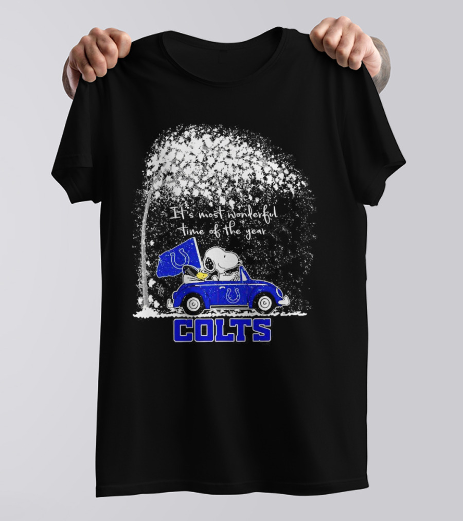 Snoopy And Woodstock Colts It's Most Wonderful Time Of The Year Winter Car Scene T-Shirt
