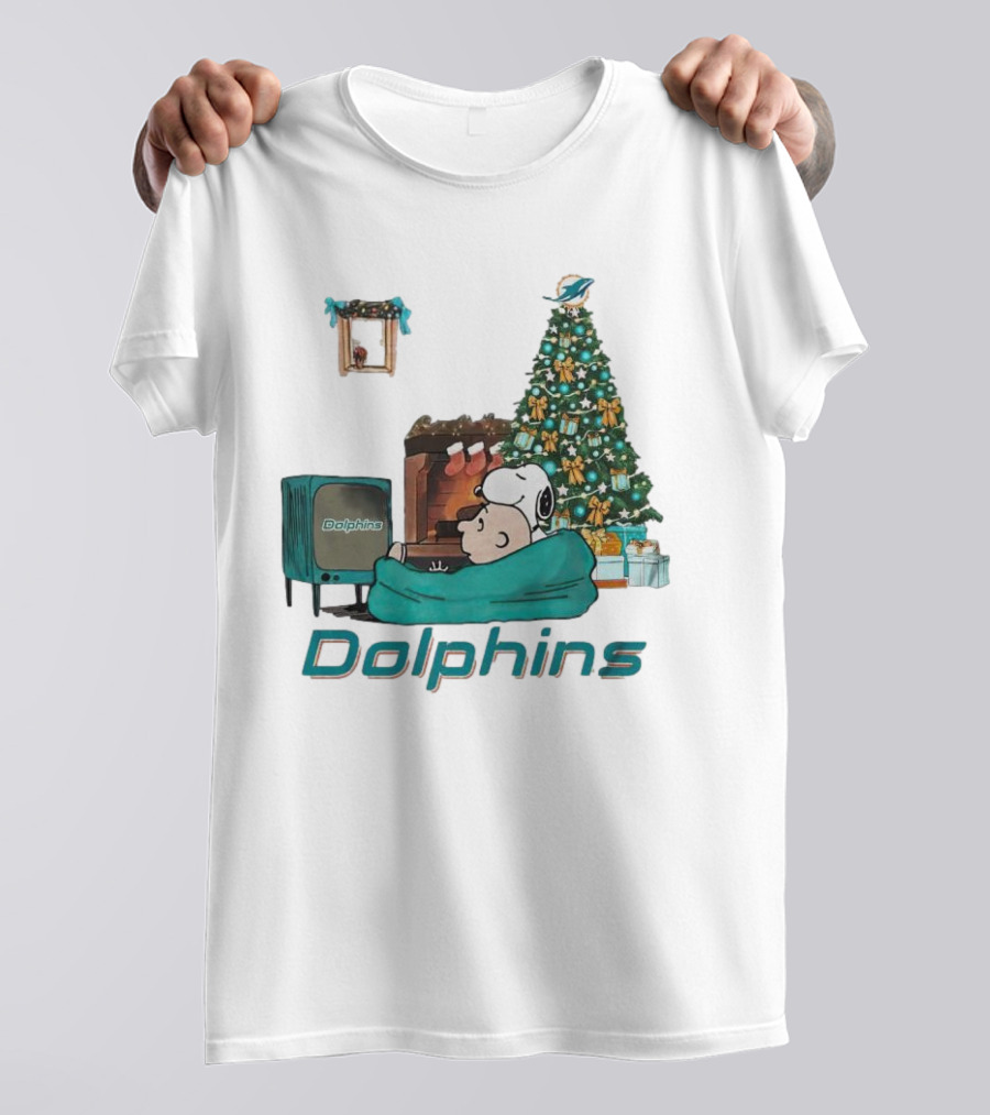 Charlie Brown Snoopy Watching Dolphins TV Christmas Tree T-Shirt