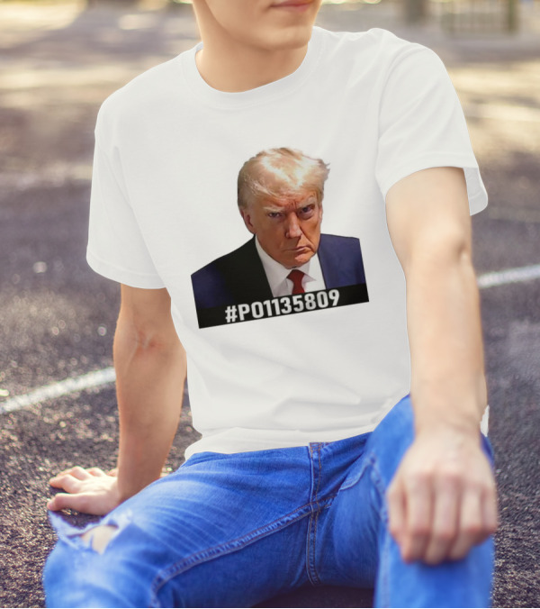 Donald Trump #P01135809 Surrender Mugshot T-Shirt