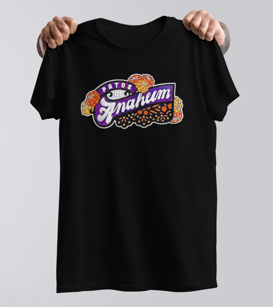 Patos De Anaheim Día De Los Muertos Florals T-Shirt