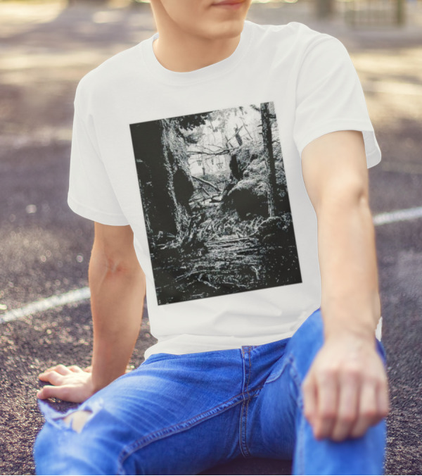 Alan Wake 2 Forest Pathway Exploration T-Shirt