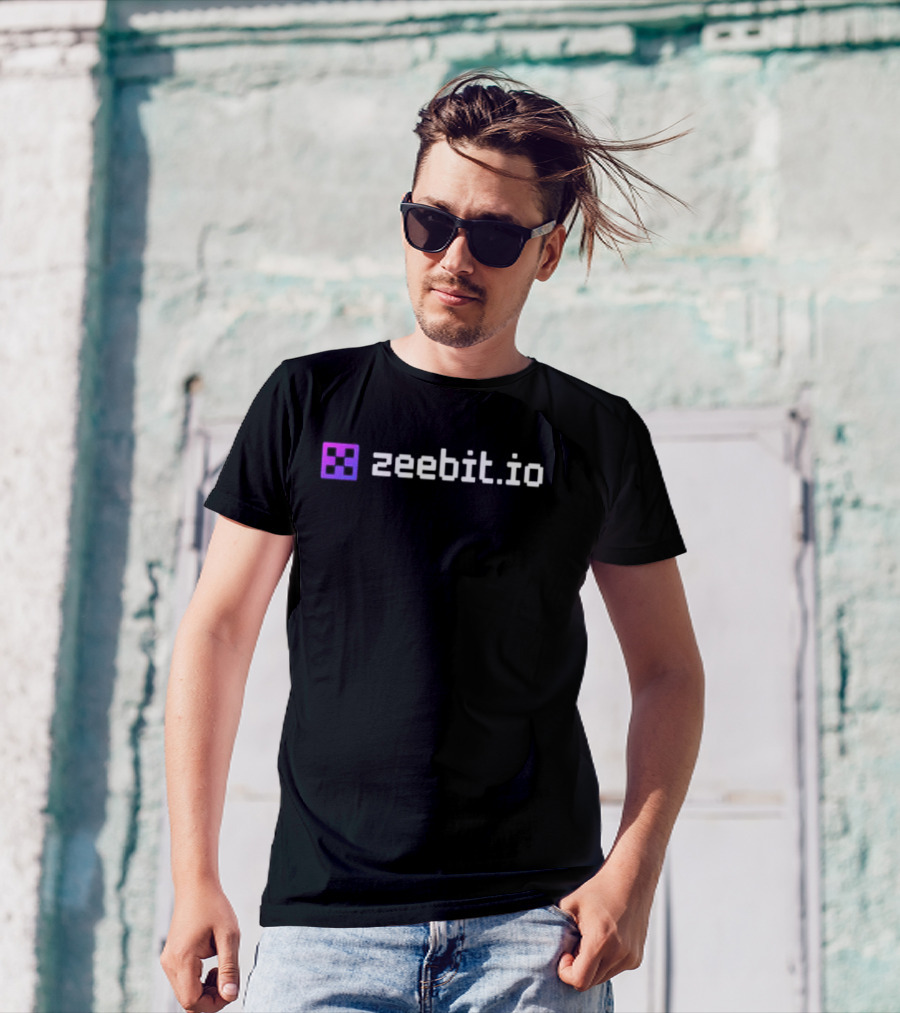 Solana Breakpoint Zeebit.Io Pixel T-Shirt
