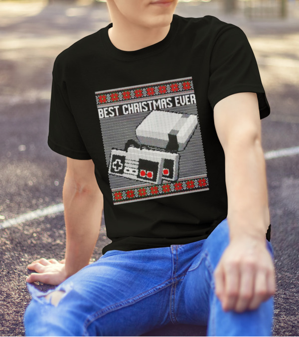 Nintendo NES Console Pixel Art Best Christmas Ever Retro Gaming Holiday T-Shirt