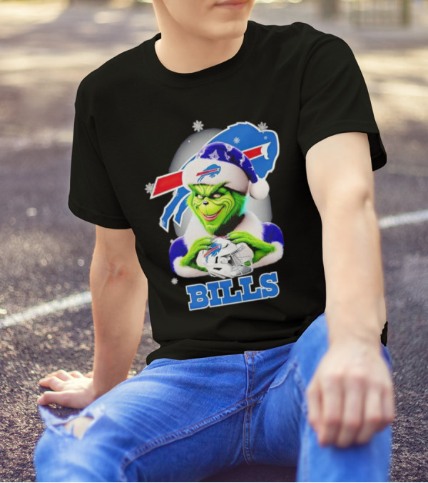 Grinch Love Buffalo Bills Christmas Santa Hat Snowflakes T-Shirt