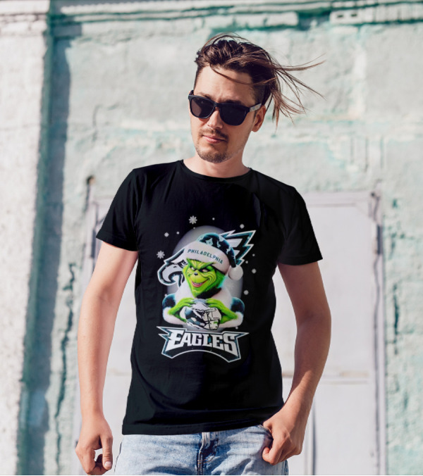 Philadelphia Eagles Grinch Christmas Snowflakes T-Shirt