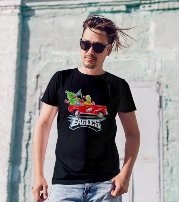 Grinch Dog Driving Red Truck Philadelphia Eagles Christmas Tree T-Shirt