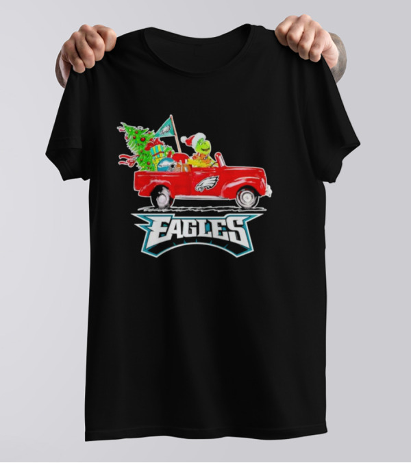Grinch Dog Driving Red Truck Philadelphia Eagles Christmas Tree T-Shirt