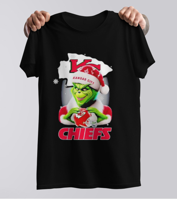 Kansas City Chiefs Christmas Grinch In Santa Hat Holding Football T-Shirt