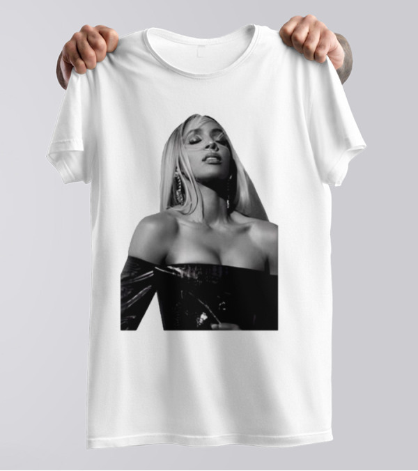Kelly Rowland Krew Iconic Black And White Fashion Pose T-Shirt