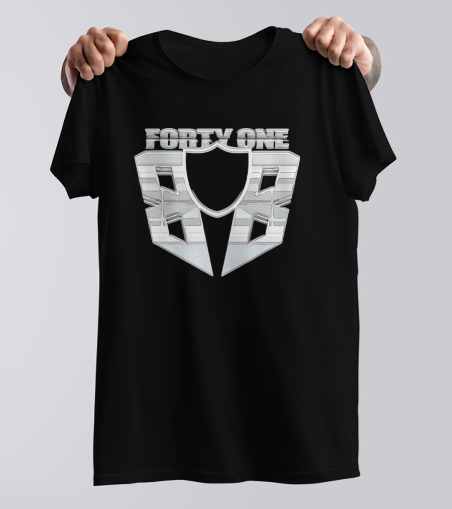 FORTY ONE BOB Silver Shield Style Raider Aesthetic T-Shirt