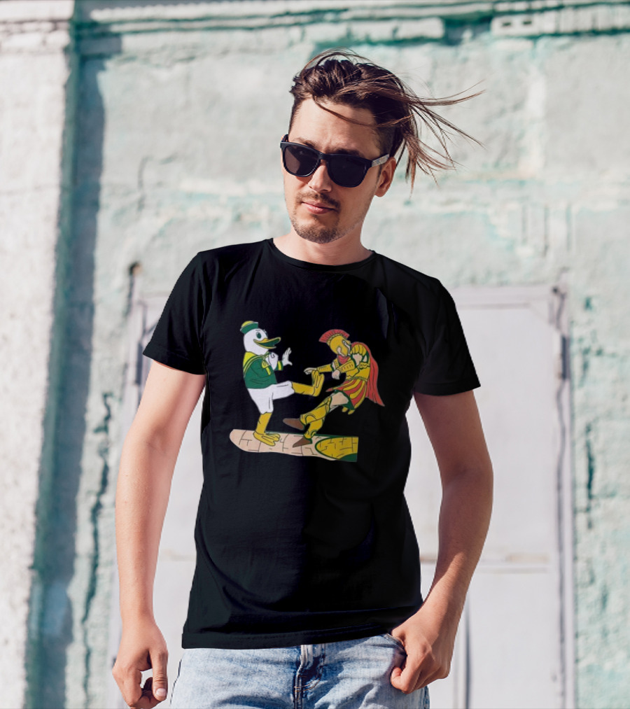 Oregon Ducks Vs USC Trojans Kick Rivalry T-Shirt
