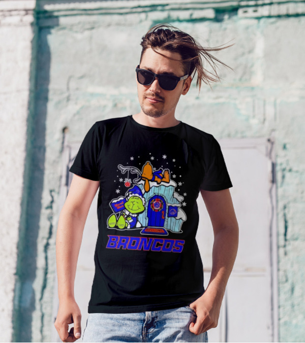 Peanuts Boise State Broncos Grinch Celebrate Merry Xmas T-Shirt