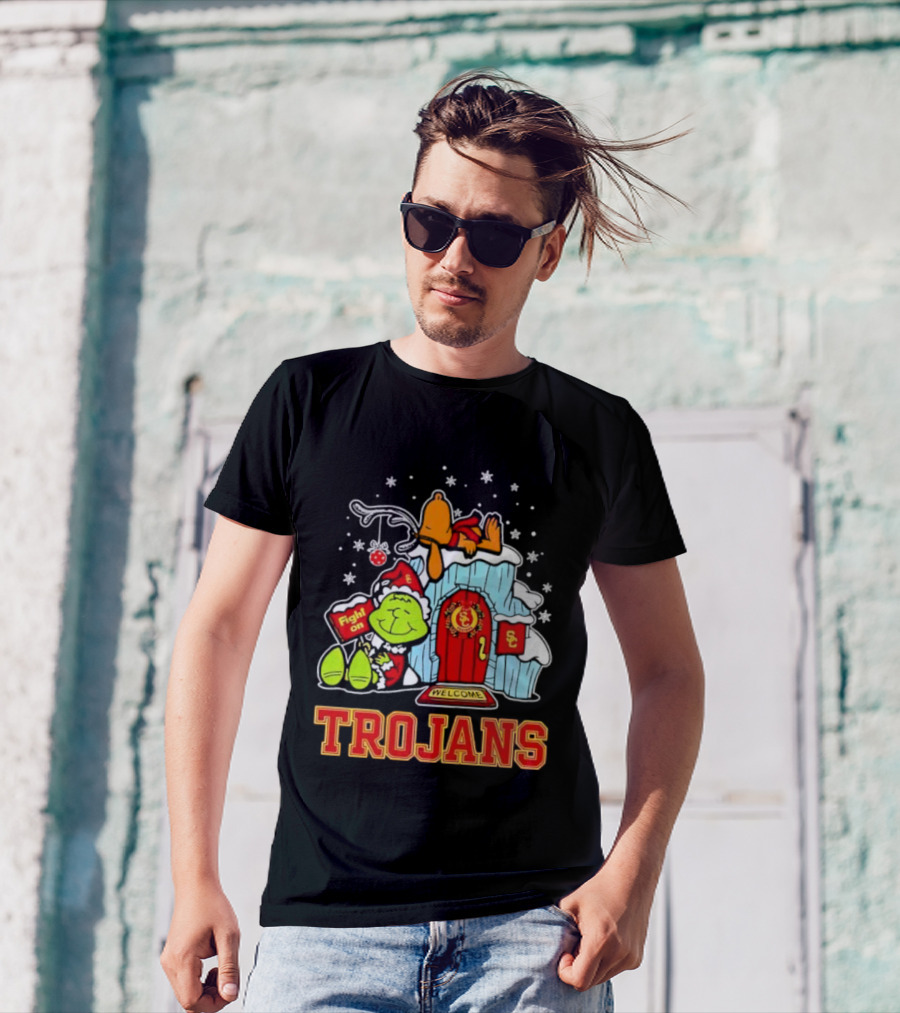 Peanuts USC Trojans Grinch Snoopy Christmas Fight On Welcome T-Shirt