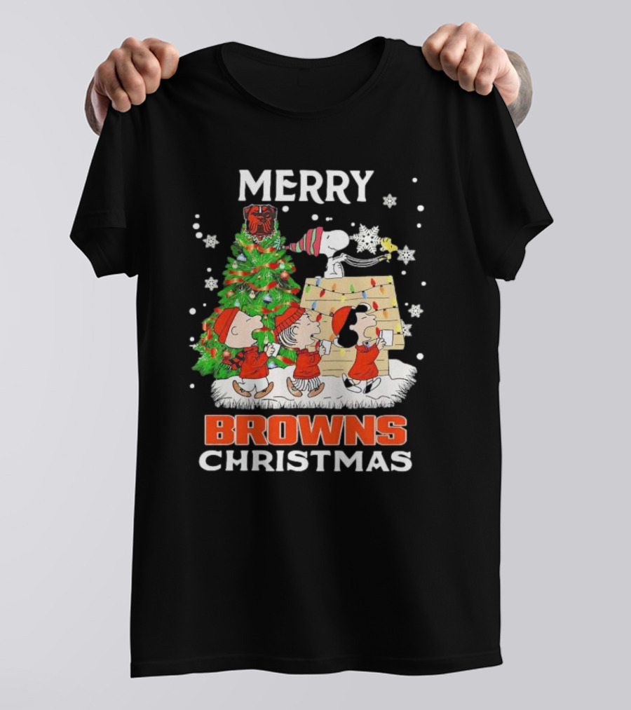 Peanuts Characters Merry Browns Christmas Cleveland Browns T-Shirt
