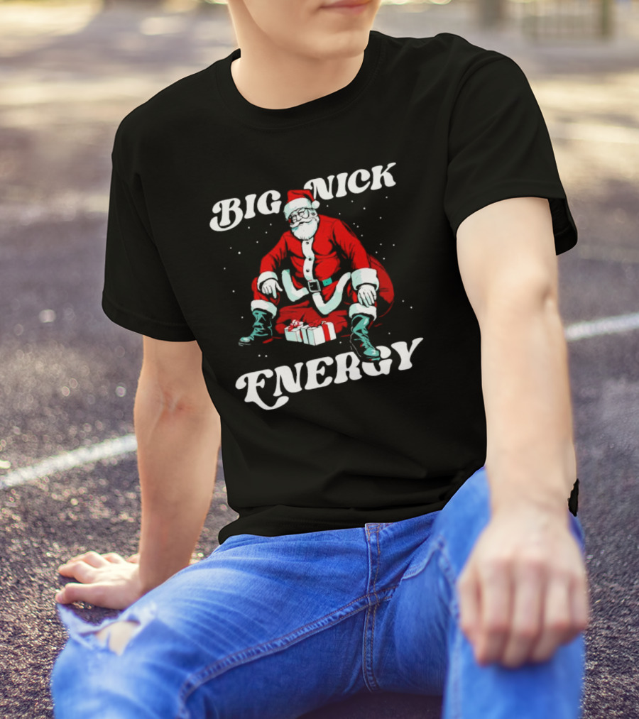 Big Nick Energy Santa Claus Christmas Retro Holiday Spirit T-Shirt
