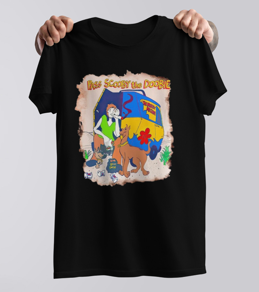Scooby-Doo The Mystery Machine Pass Scooby The Doobie T-Shirt